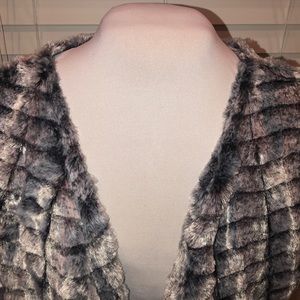 Silver/gray women’s vest